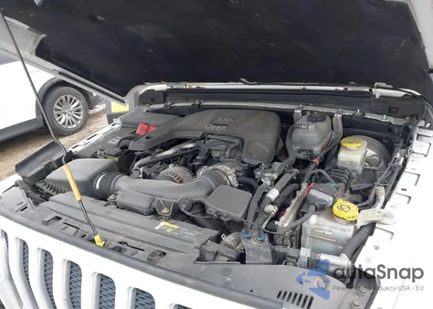 2018 Jeep Wrangler Unlimited Sahara 4X4 z USA, uszkodzony, nr VIN 1C4HJXEG0JW108082